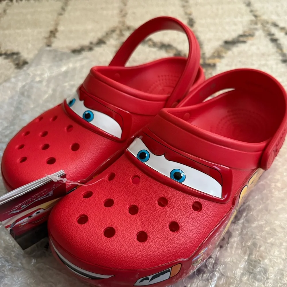 Crocs Lightning McQueen Design - Picture 3 of 4